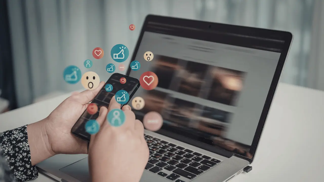 business struggling with social media growth and low engagement